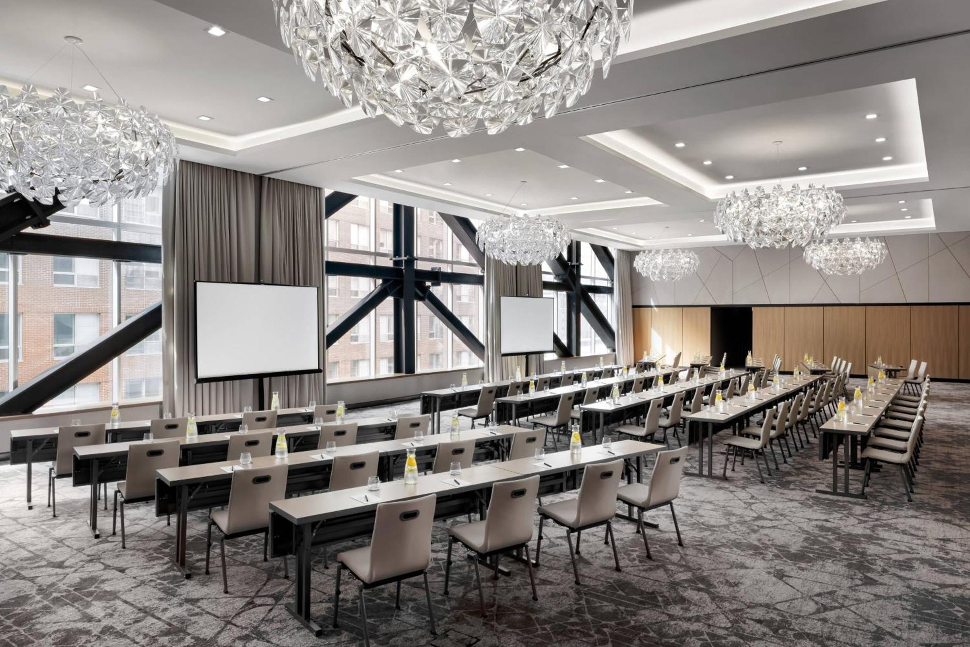 Humaniti Hotel Montreal, Autograph Collection エクステリア 写真